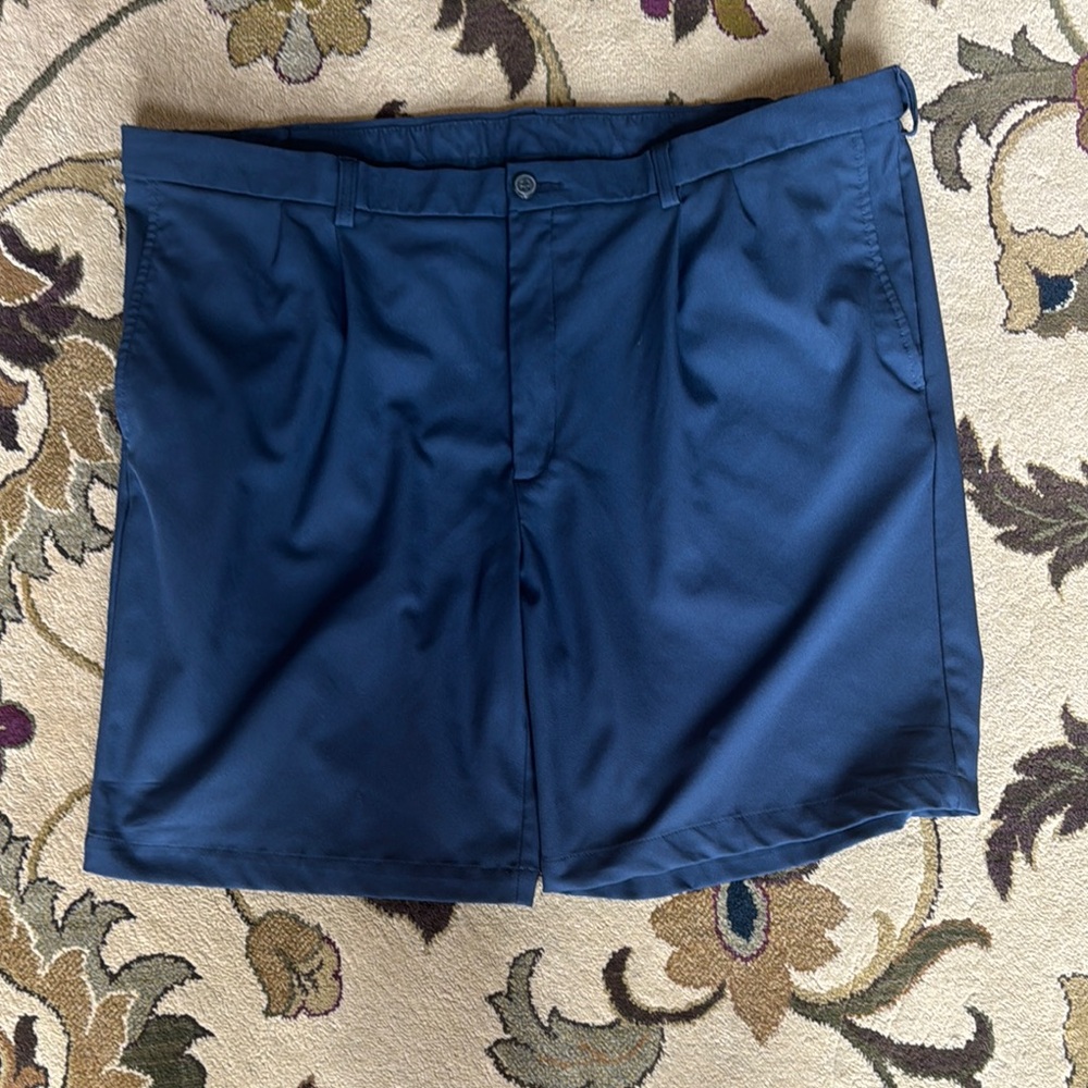 Haggar Cool Pro 18 Navy Blue Men’s Shorts Performance Fabric - Size 44